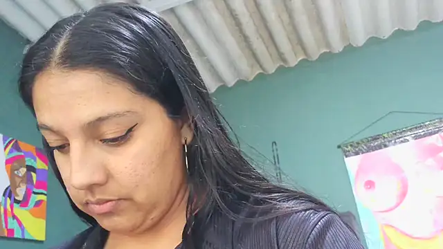 Snapshot of almaswan1 chatting on 19, 9, 2025 almaswan1 online show from 19, 9, 2025