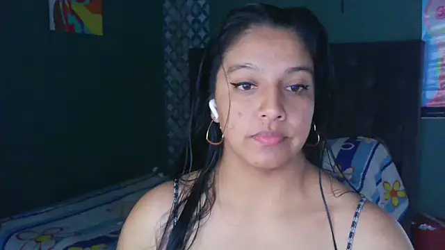 Snapshot of almaswan1 chatting on 29, 9, 2025 almaswan1 online show from 29, 9, 2025