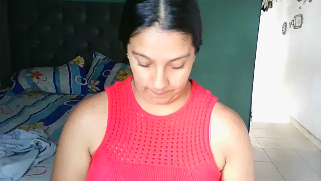 Snapshot of almaswan1 chatting on 15, 12, 2025 almaswan1 online show from 15, 12, 2025