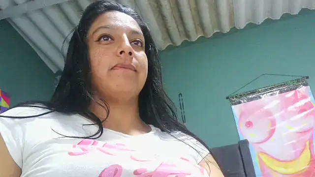 Snapshot of almaswan1 chatting on 1, 10, 2025 almaswan1 online show from 1, 10, 2025