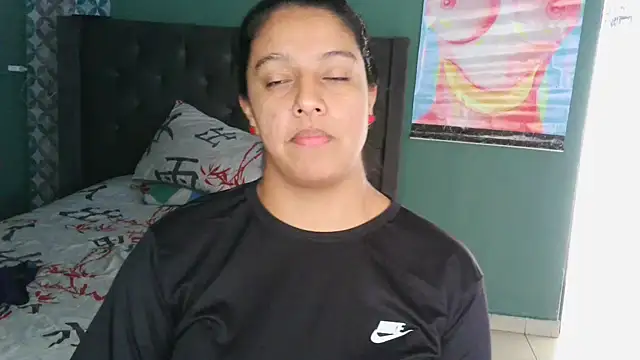 Snapshot of almaswan1 chatting on 7, 11, 2025 almaswan1 online show from 7, 11, 2025