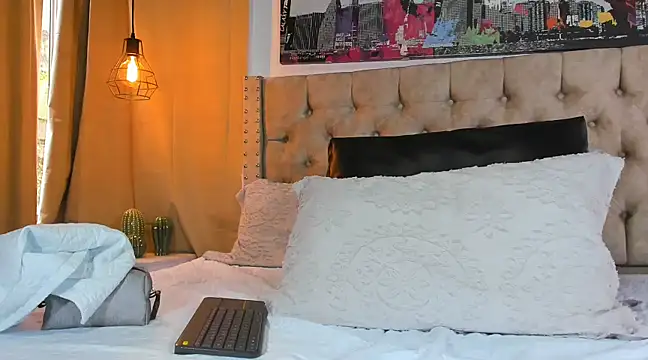 Snapshot of KeryHillson chatting on 6, 3, 2025 KeryHillson online show from 6, 3, 2025