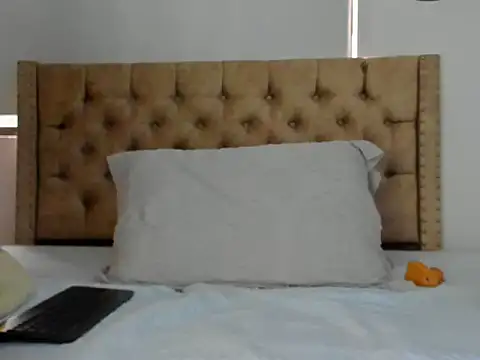 Snapshot of KeryHillson chatting on 15, 9, 2025 KeryHillson online show from 15, 9, 2025