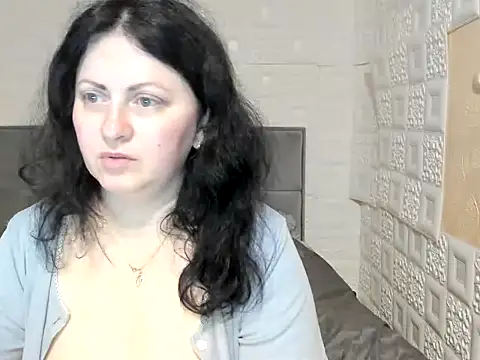 Lillian2 online show from 16, 3, 2025