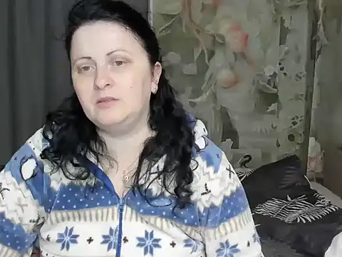 Snapshot of Lillian2 chatting on 28, 4, 2026 Lillian2 online show from 28, 4, 2026