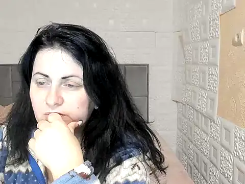 Lillian2 online show from 12, 3, 2025