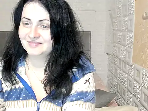 Lillian2 online show from 11, 3, 2025