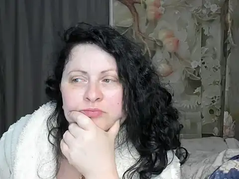 Snapshot of Lillian2 chatting on 23, 4, 2026 Lillian2 online show from 23, 4, 2026