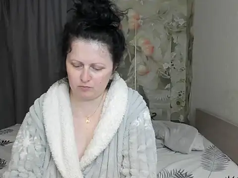 Snapshot of Lillian2 chatting on 25, 5, 2026 Lillian2 online show from 25, 5, 2026