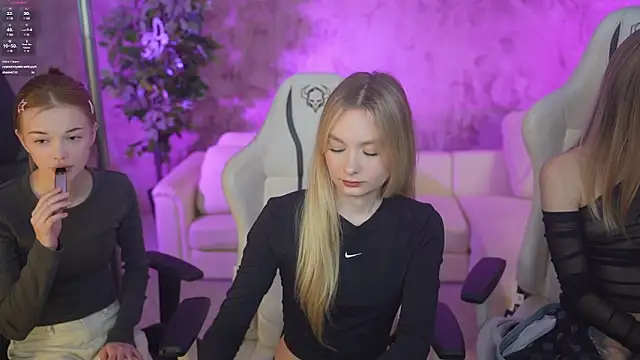 Angy Netal online show from 24, 2, 2025