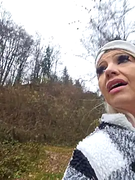 Sexy Sparkling  online show from 14, 11, 2025