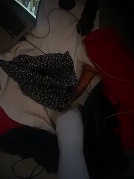 Soumis7575 online show from 11, 1, 2025