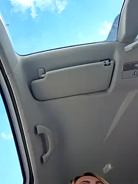 Isabellaa04 online show from 18, 9, 2025