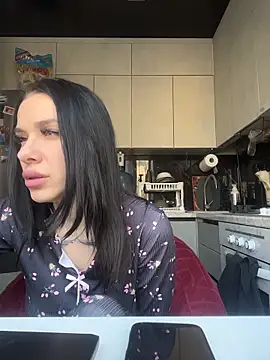 Queen of pain online show from 10, 3, 2026