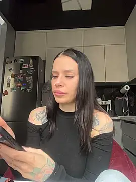 Queen of pain online show from 25, 3, 2026