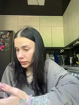 Queen of pain online show from 26, 5, 2026