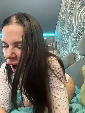 Snapshot of Queen_of_pain chatting on 1, 2, 2026 Queen of pain online show from 1, 2, 2026