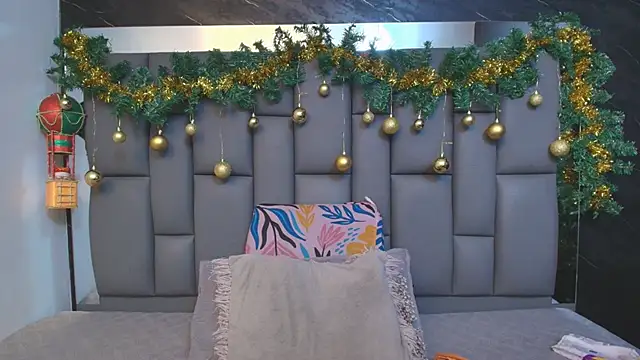  MiaBrown  online show from 15, 12, 2025