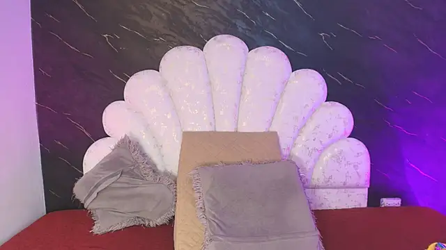  MiaBrown  online show from 27, 3, 2026