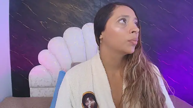 Snapshot of _MiaBrown_ chatting on 9, 6, 2026 MiaBrown online show from 9, 6, 2026