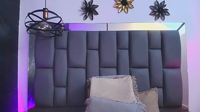  MiaBrown  online show from 10, 1, 2026