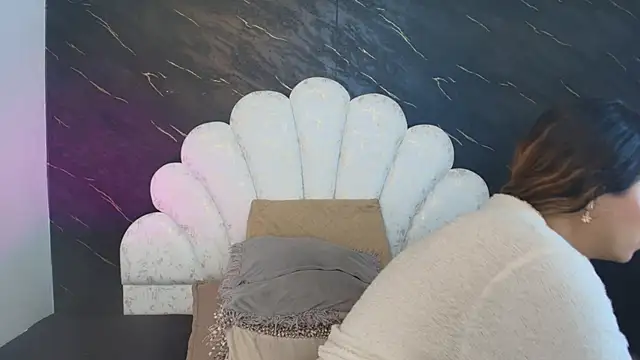  MiaBrown  online show from 30, 5, 2026