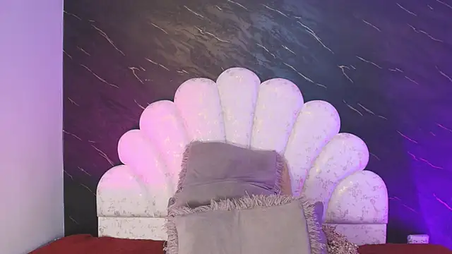  MiaBrown  online show from 28, 3, 2026