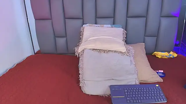  MiaBrown  online show from 1, 10, 2025