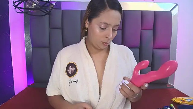  MiaBrown  online show from 7, 1, 2026