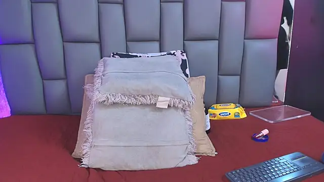  MiaBrown  online show from 16, 9, 2025