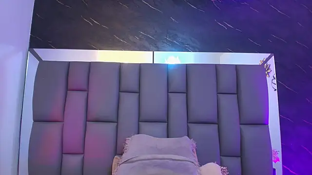  MiaBrown  online show from 27, 2, 2026