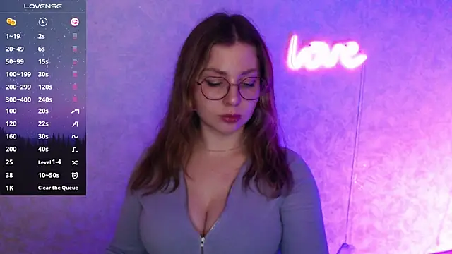 Leah Reed online show from 16, 3, 2025