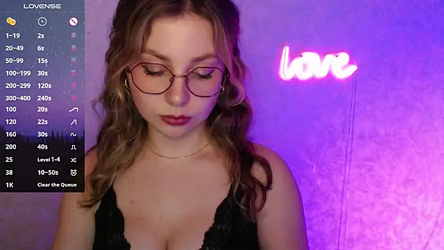 Leah Reed online show from 21, 2, 2025