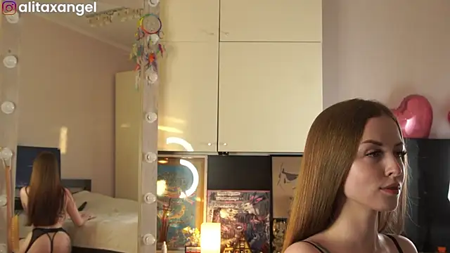 Snapshot of AlitaXAngelic chatting on 7, 6, 2026 AlitaXAngelic online show from 7, 6, 2026