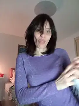 Snapshot of Emyly83 chatting on 12, 3, 2026 Emyly83 online show from 12, 3, 2026