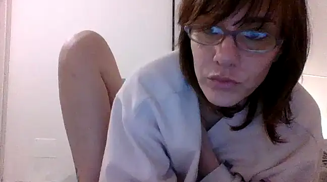 Snapshot of Emyly83 chatting on 19, 1, 2025 Emyly83 online show from 19, 1, 2025