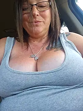 angelbaby1998 online show from 16, 4, 2026