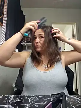 angelbaby1998 online show from 10, 1, 2025