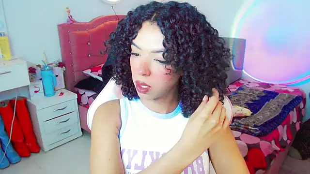 Tanedra collings online show from 6, 2, 2026