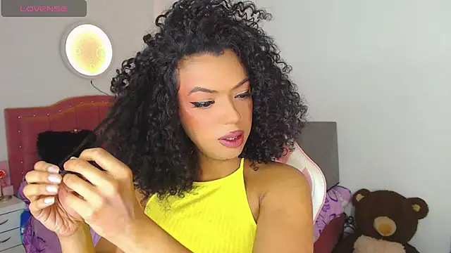 Snapshot of Tanedra_collings chatting on 4, 7, 2026 Tanedra collings online show from 4, 7, 2026