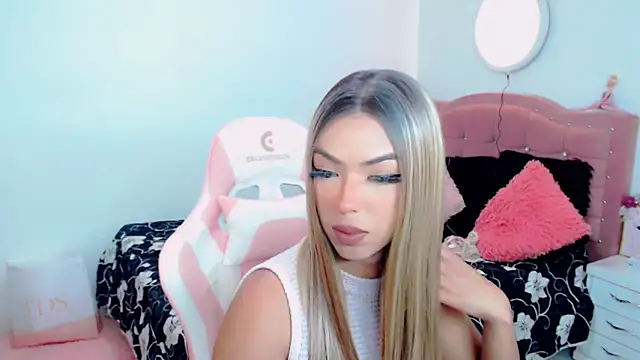 Tanedra collings online show from 23, 9, 2025