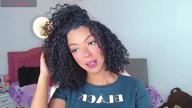 Snapshot of Tanedra_collings chatting on 14, 7, 2026 Tanedra collings online show from 14, 7, 2026