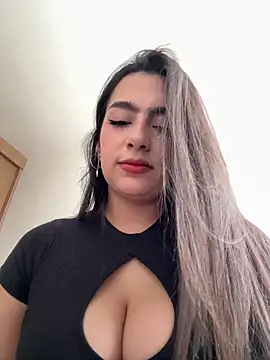 Nicollemays online show from 31, 3, 2026