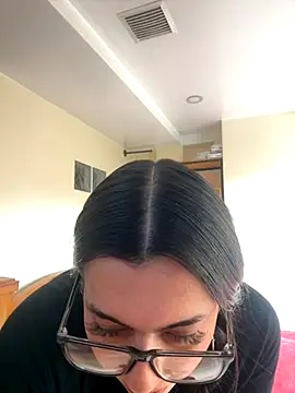 Nicollemays online show from 18, 9, 2025