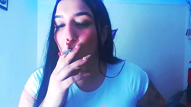 Snapshot of liz_dirty chatting on 28, 4, 2026 liz dirty online show from 28, 4, 2026
