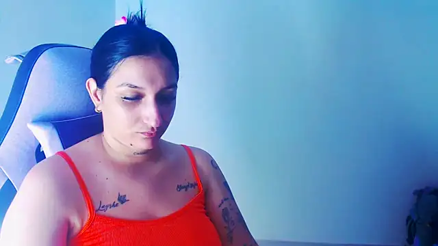 Snapshot of liz_dirty chatting on 1, 5, 2026 liz dirty online show from 1, 5, 2026