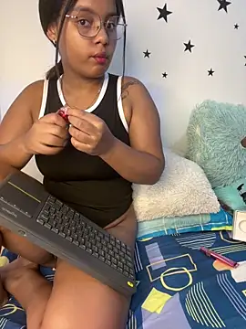 Snapshot of Aleja_DANS chatting on 19, 2, 2026 Aleja DANS online show from 19, 2, 2026