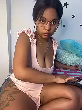 Snapshot of Aleja_DANS chatting on 1, 3, 2026 Aleja DANS online show from 1, 3, 2026