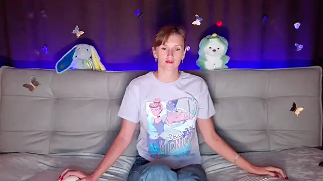 intolerable girl online show from 12, 9, 2025