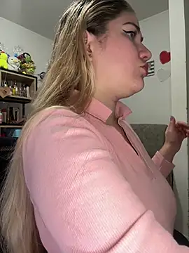 Snapshot of Celestedubois chatting on 11, 6, 2026 Celestedubois online show from 11, 6, 2026